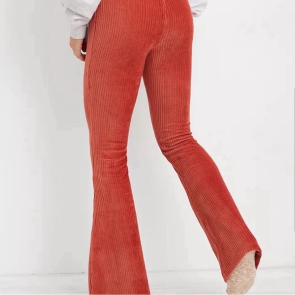 aerie GROOVE-on flares .  NWT - Picture 6 of 10